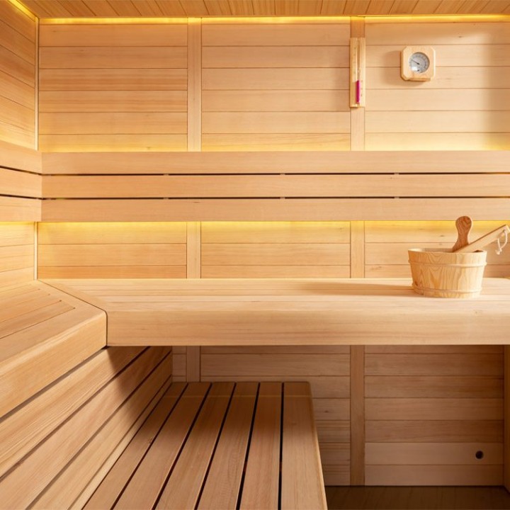 Finská sauna EAGO AWT B1611C hemlock 180×180 9 kW EOS Bi-O Cubo