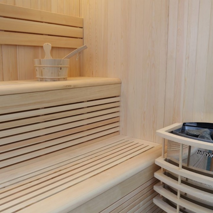 Finská sauna EAGO AWT E1801A borovice 180×180 bez kamen