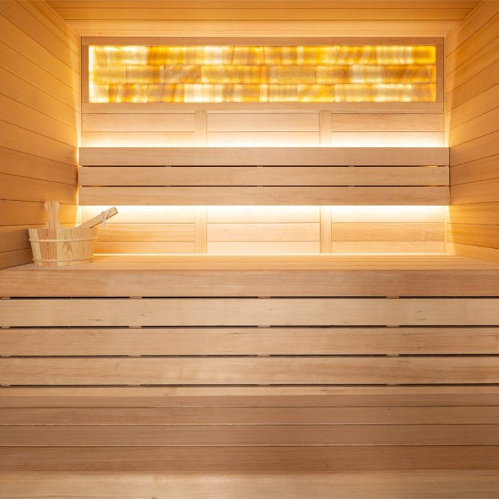Finská sauna EAGO AWT E1624B hemlock 180×150 6 kW TheWall