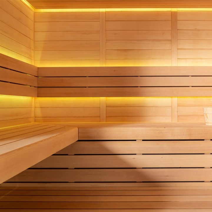 Finská sauna EAGO AWT E1612C hemlock 180×160 9 kW Cilindro