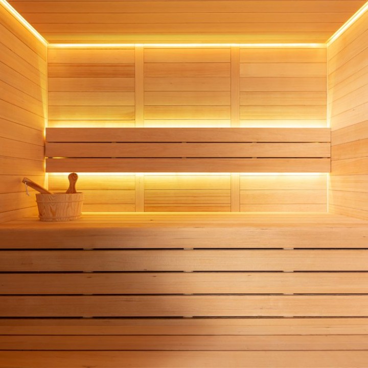 Finská sauna EAGO AWT E1614C hemlock 160×150 6 kW TheWall
