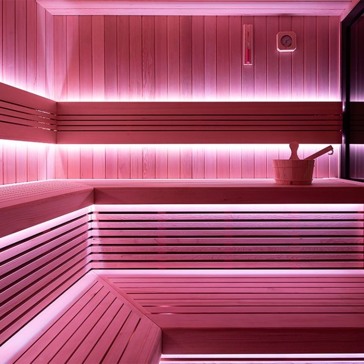 Zahradní sauna EAGO AWT Saunahaus THE CUBE X6 hemlock 300×235 bez kamen