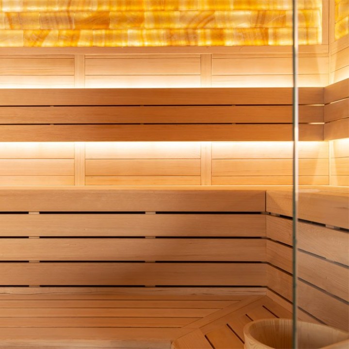 Finská sauna EAGO AWT B1623C hemlock 180×180 9 kW TheWall Bi-O