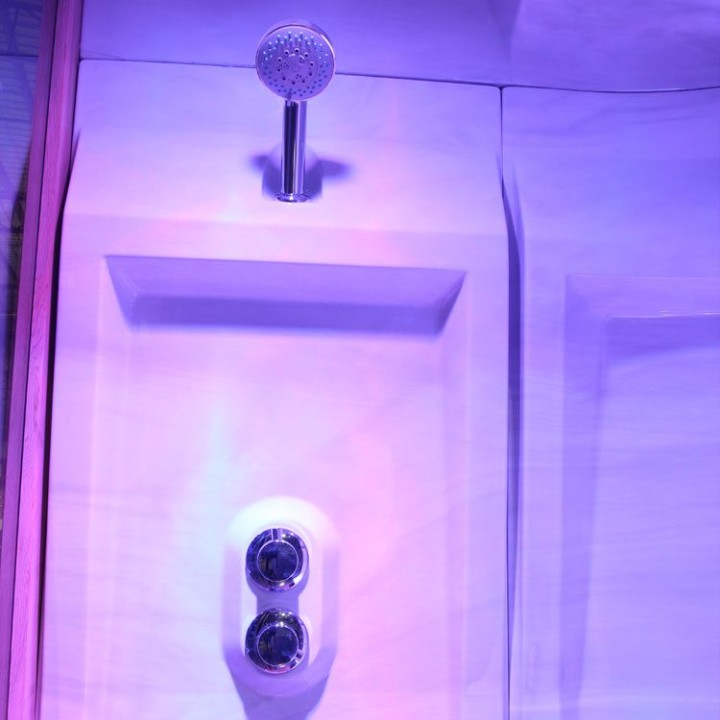 Parní sauna EAGO AWT W200A červený cedr 165×135 pravé provedení